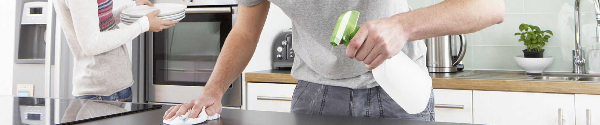 алюминиевая фольга пищевая пленка бумажные полотенца губки мусорные пакеты